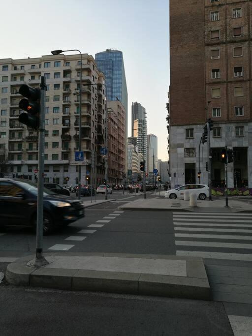 Suite Mm3/Repubblica, 2 Min. Da Staz. Centrale Milano Dış mekan fotoğraf